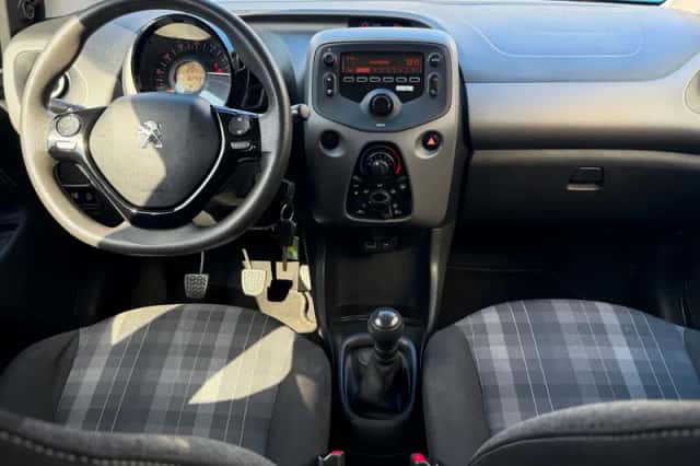 Peugeot 108 (2018) thumbnail 2