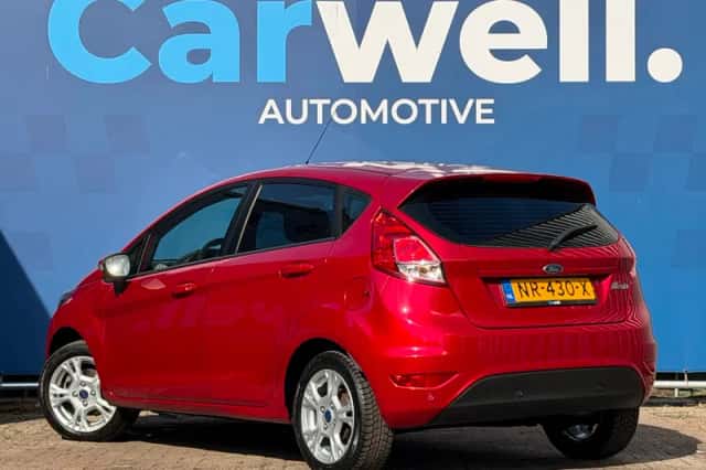 Ford Fiesta (2017) thumbnail 5