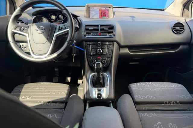 Opel Meriva (2012) thumbnail 2