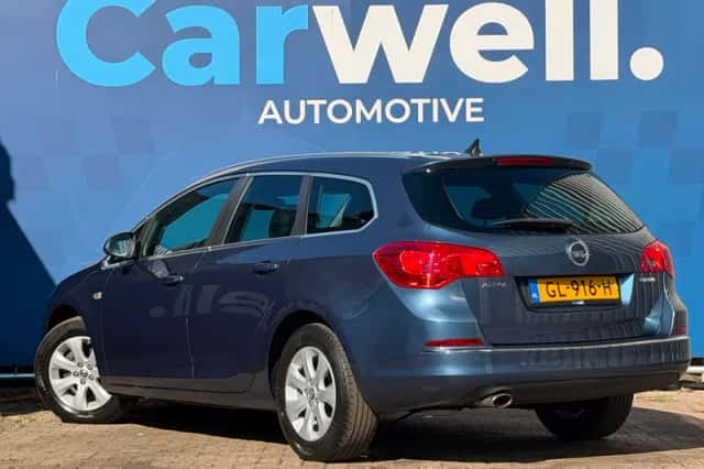 Opel Astra Sports Tourer (2015) thumbnail 5