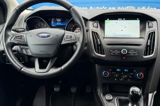 Ford Focus (2018) thumbnail 4