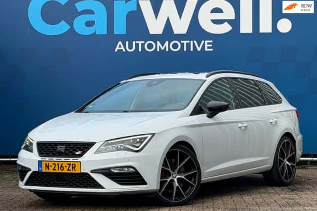 SEAT Leon (2017) thumbnail 1