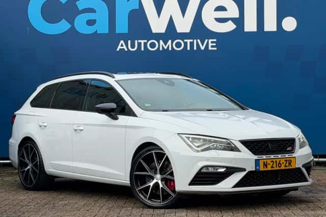 SEAT Leon (2017) thumbnail 3