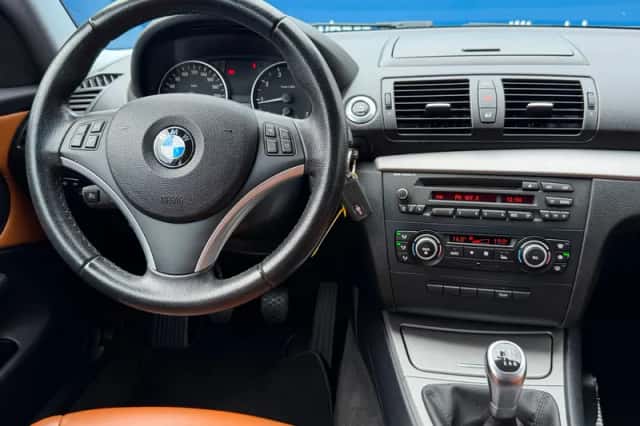 BMW 1-Serie (2010) thumbnail 4