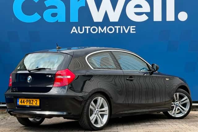 BMW 1-Serie (2010) thumbnail 6
