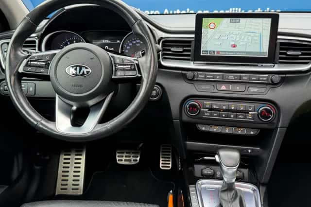 Kia Ceed (2019) thumbnail 4