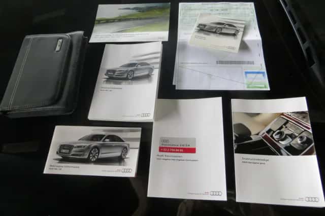 Audi A8 (2015) thumbnail 5