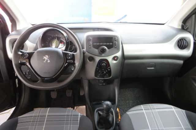 Peugeot 108 (2017) thumbnail 4