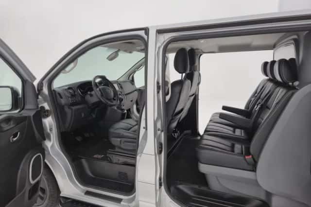 Opel Vivaro (2019) thumbnail 4