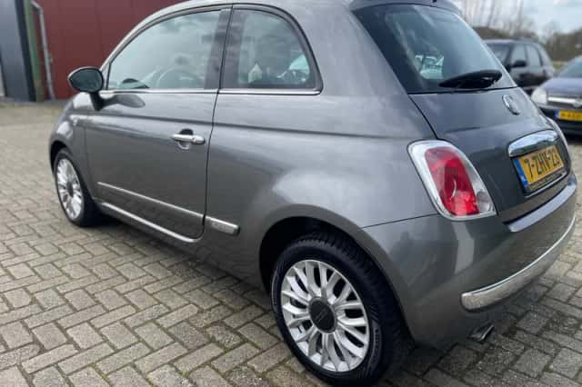 Fiat 500 (2015) thumbnail 3