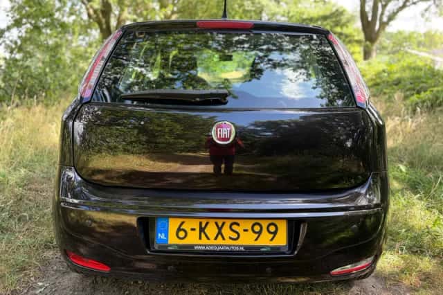 Fiat Punto (2011) thumbnail 3