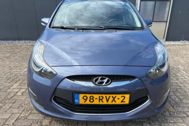 Hyundai ix20 (2011) thumbnail 6