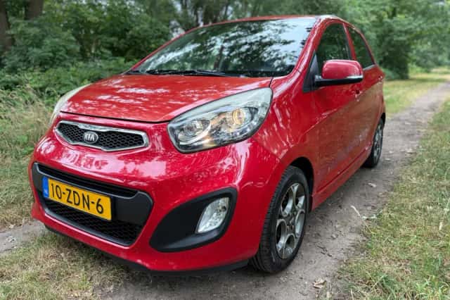 Kia Picanto (2012) thumbnail 1