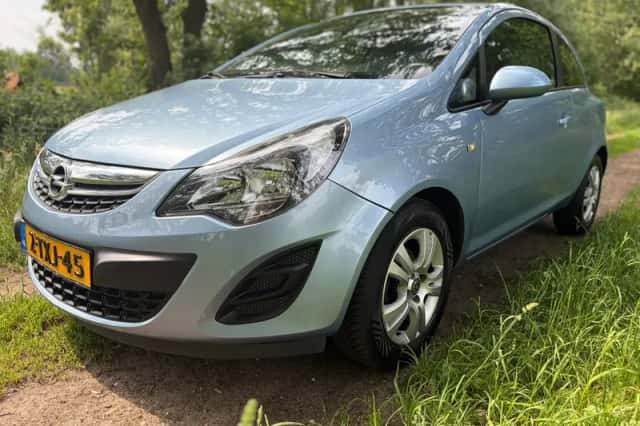 Opel Corsa (2014) thumbnail 1