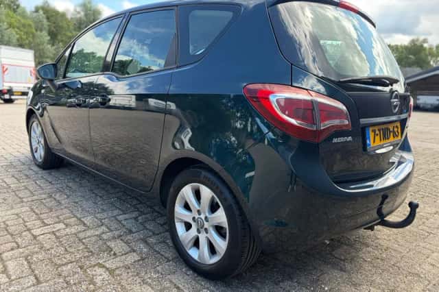 Opel Meriva (2014) thumbnail 2