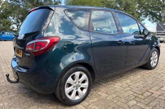 Opel Meriva (2014) thumbnail 4