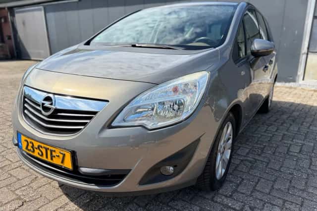 Opel Meriva (2011) thumbnail 1