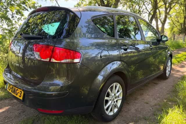 SEAT Altea XL (2010) thumbnail 4