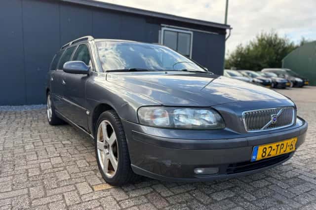 Volvo V70 (2003) thumbnail 5