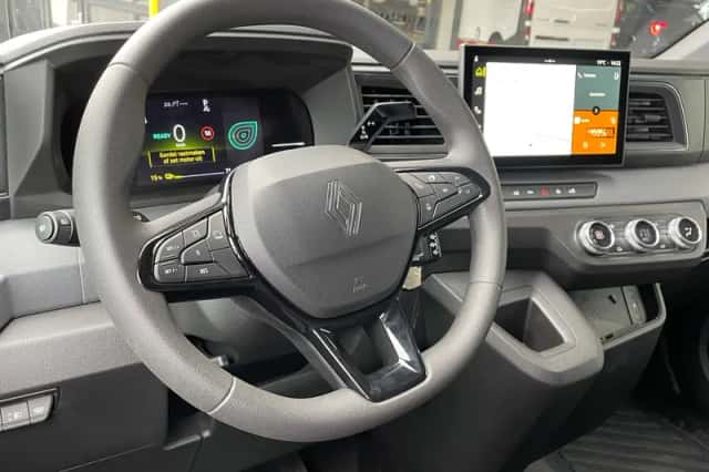 Renault Master (2024) thumbnail 4