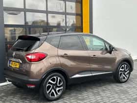 Renault Captur (2015) thumbnail 2