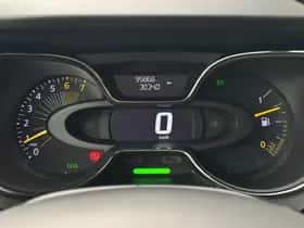 Renault Captur (2015) thumbnail 17