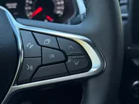 Renault Captur (2023) thumbnail 17