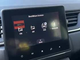Renault Captur (2023) thumbnail 19