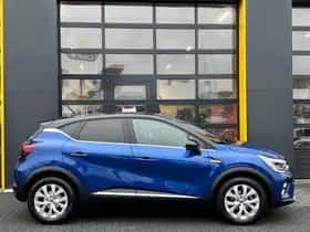 Renault Captur (2020) thumbnail 2