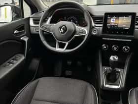 Renault Captur (2020) thumbnail 4