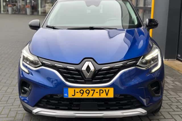 Renault Captur (2020) thumbnail 5
