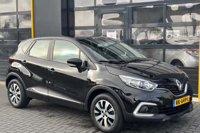 Renault Captur (2017) thumbnail 1