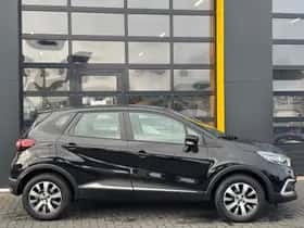 Renault Captur (2017) thumbnail 3