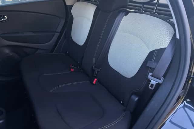 Renault Captur (2017) thumbnail 6