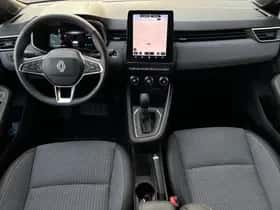 Renault Clio (2025) thumbnail 2