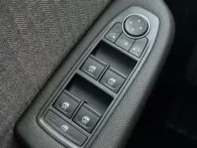 Renault Clio (2025) thumbnail 16