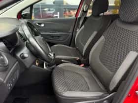 Renault Captur (2019) thumbnail 21