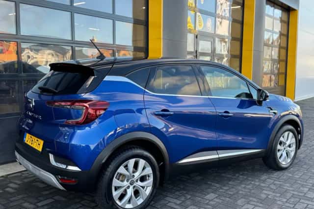Renault Captur (2020) thumbnail 3