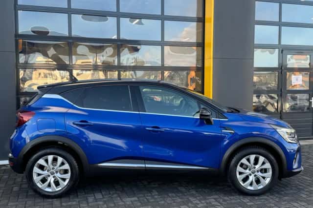 Renault Captur (2020) thumbnail 4