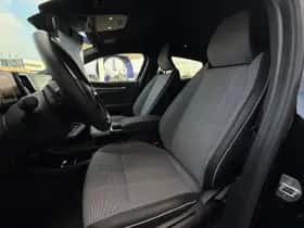 Renault Mégane E-Tech (2024) thumbnail 4
