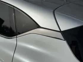 Renault Captur (2022) thumbnail 17