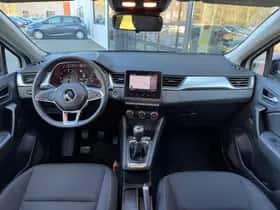 Renault Captur (2021) thumbnail 2
