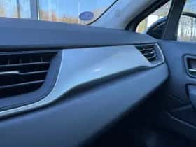 Renault Captur (2023) thumbnail 17