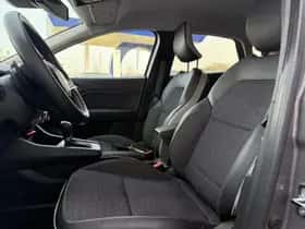 Renault Captur (2022) thumbnail 4