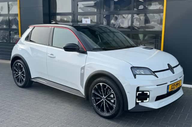Renault 5 (2026) thumbnail 1