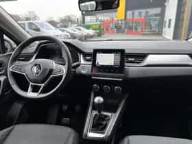 Renault Captur (2023) thumbnail 16