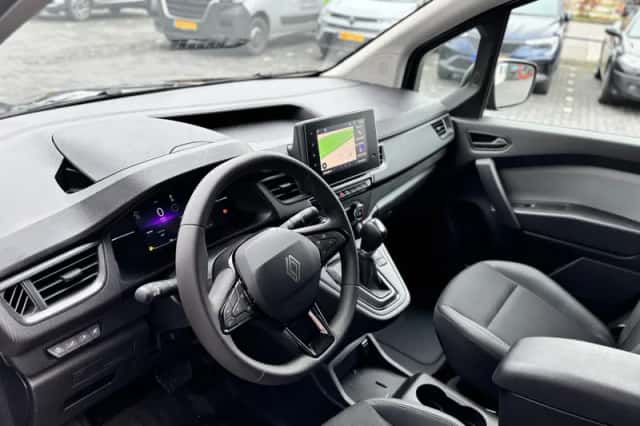 Renault Kangoo (2024) thumbnail 4