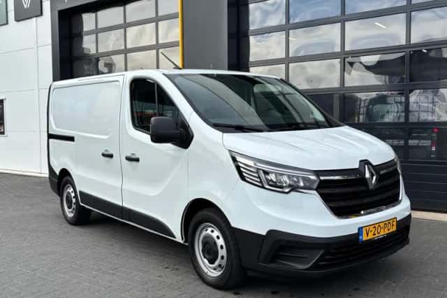 Renault Trafic (2024) thumbnail 1