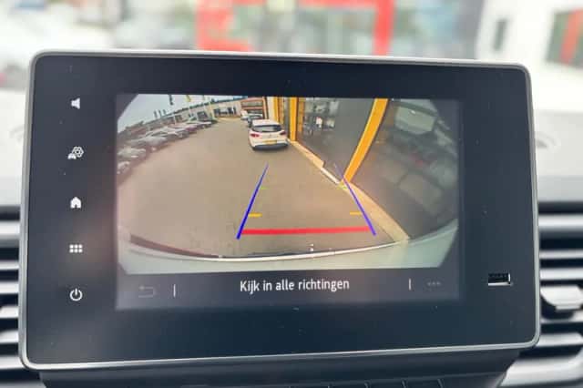 Renault Trafic (2024) thumbnail 6