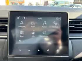 Renault Captur (2023) thumbnail 17
